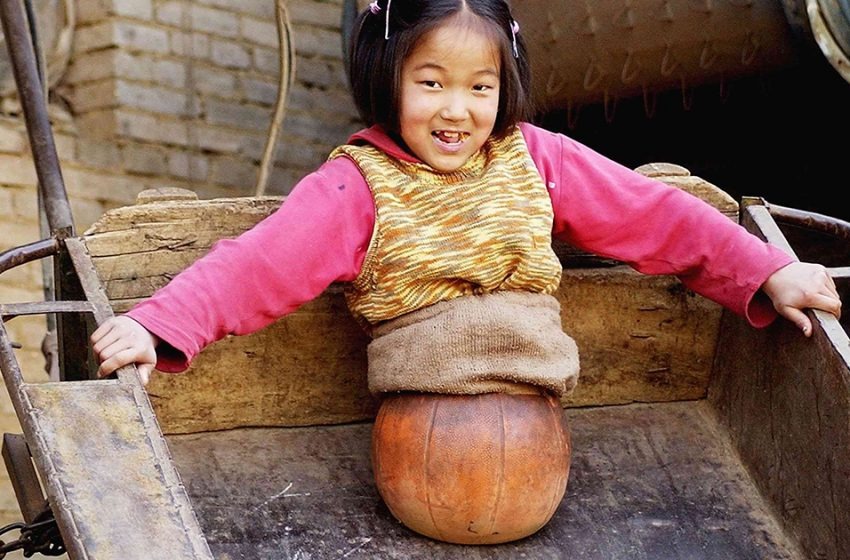  “¡Ya tiene 21 años!”: cómo se ve ahora “la chica de la pelota de baloncesto”