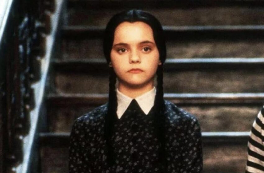  ¿Cómo se ve hoy la actriz que interpreta la chica tétrica en la “Familia Addams”?