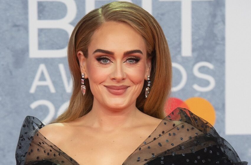  “Fet igen?”: Adeles nya offentliga framträdande gjorde tittarna generade