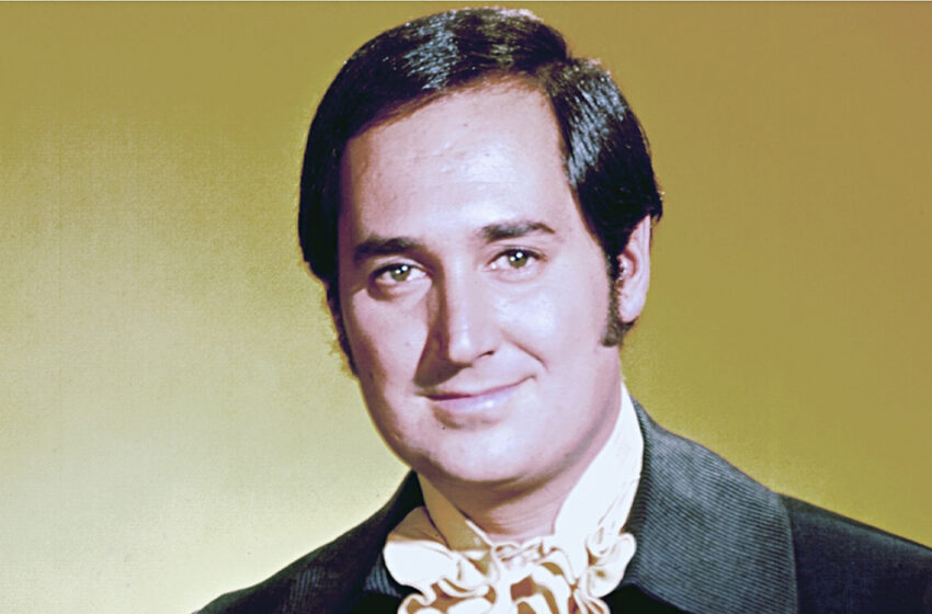  Neil Sedaka är redan 84 år gammal: Sångaren delade glada bilder med sin fru!