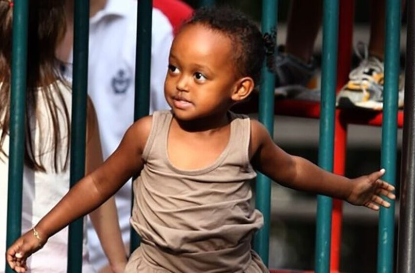  En undernärd baby från Etiopien blev adopterad av en Hollywood-stjärna: Hur ser flickan ut nu?