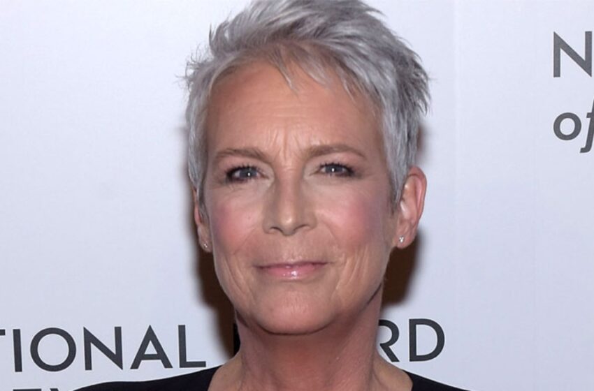  “Det Unika och Vackra i Huset Liggar i Dess Ålder”: Hemtour Inuti Jamie Lee Curtis’ Nästan 100-åriga Hem!