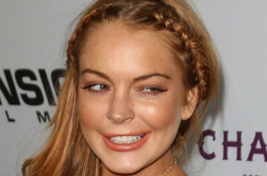  ”Ett Lysande Exempel På En Vacker Och Kärleksfull Familj”: 37-åriga Lindsay Lohan Fångades Med Sin Make Och Son!