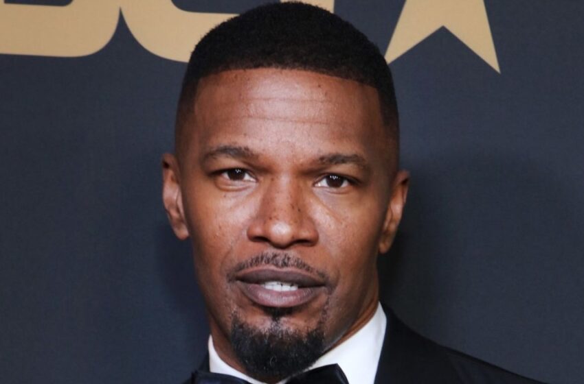  Skådespelaren avslöjade mörka aspekter av sitt liv: 56-årige Jamie Foxx talade om sitt medicinska tillstånd och flera veckors sjukhusvistelse!