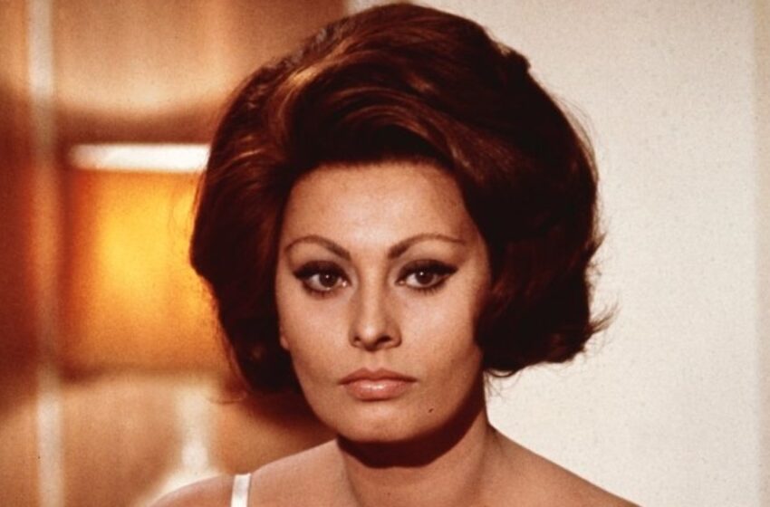  “Åldern Gör Sig Känd”: Den Nyligen Framträdande 88-åriga Sophia Loren Chockade Publiken!