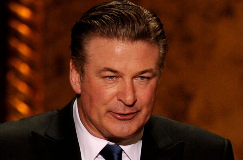  “Skådespelaren Har Åldrats Mycket”: Fans Kände Inte Igen 66-årige Alec Baldwin I Hans Nyliga Bilder!