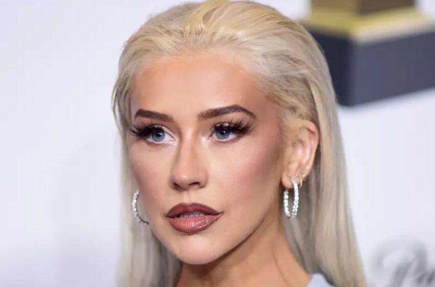  43-åriga Christina Aguilera har gått ner i vikt till en nivå som knappt känns igen: Den tidigare kurviga stjärnan förbluffade sina fans med sin smärtsamt tunna kropp!