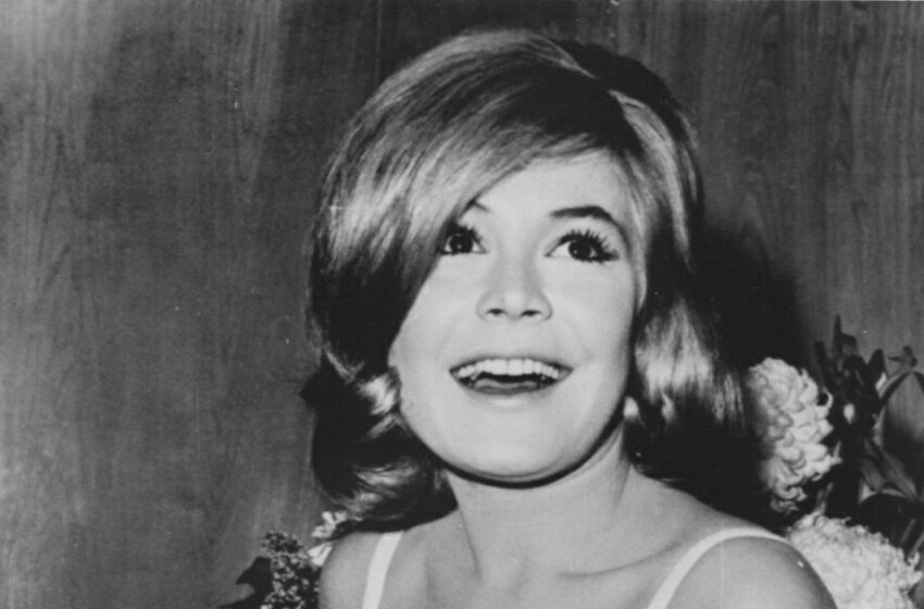  Flickan som Amerika älskade – men hemligheten bakom hennes perfekta image kommer att överraska dig! Vem är hon?”